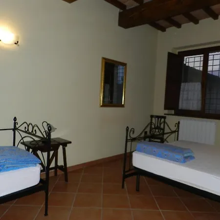 Via F.lli Cairoli 3 Apartament Collazzone