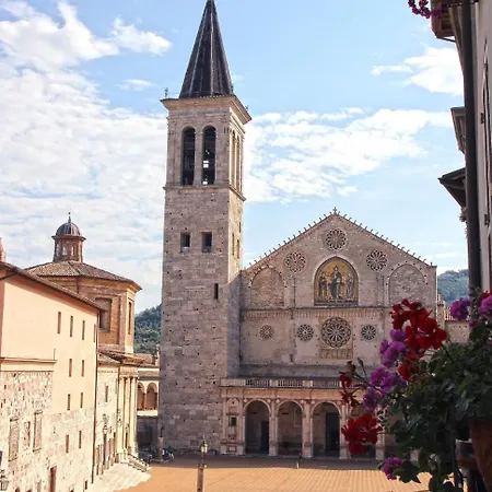Apartament Via F.lli Cairoli 3